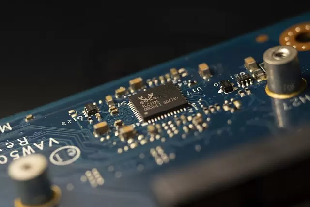 消費電(dian)子(zi)行業